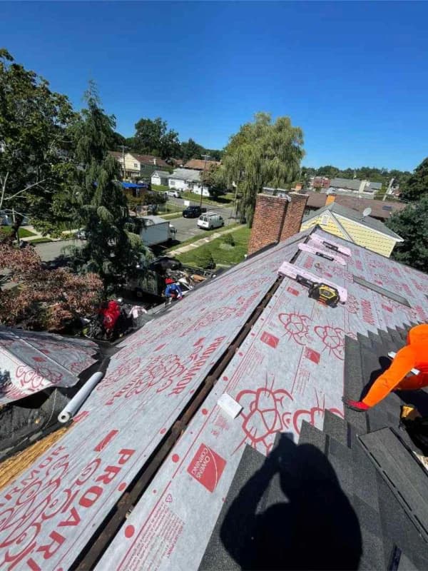 Shingle roof underlayment installation